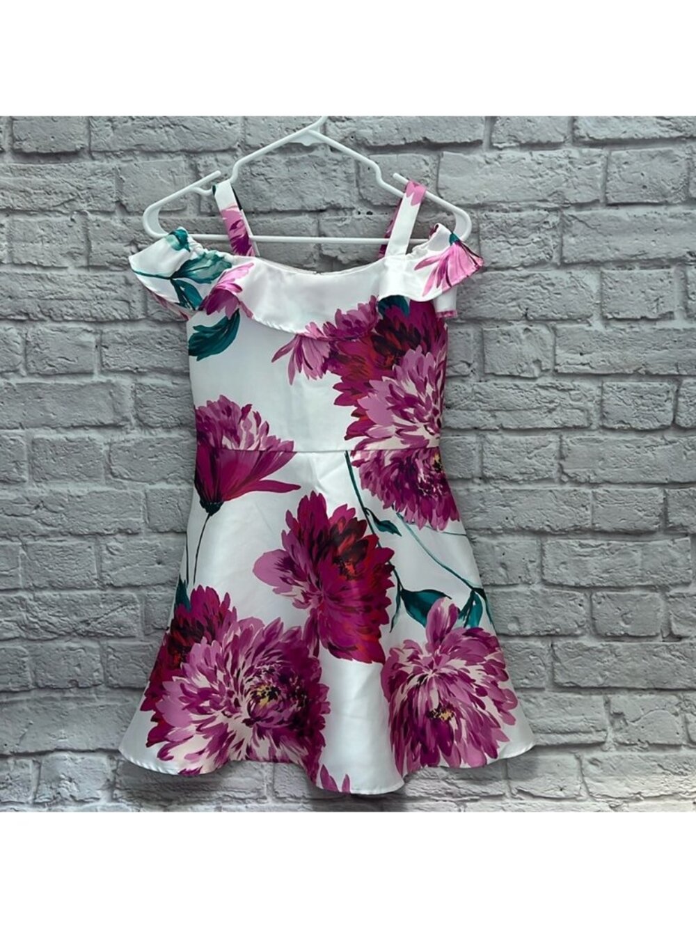 Girls floral pink and white dressy dress